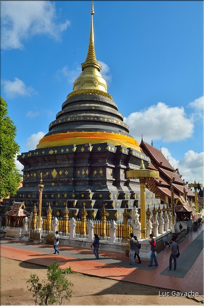 Les temples bouddhistes de Phra That Lampang Luang datent pour certains du XV ème siècle. (12)