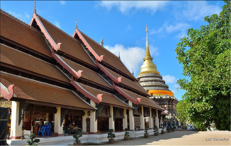 Les temples bouddhistes de Phra That Lampang Luang datent pour certains du XV ème siècle. (23)