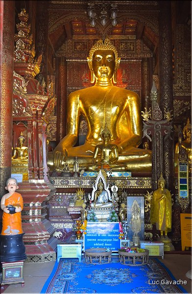Les temples bouddhistes de Phra That Lampang Luang datent pour certains du XV ème siècle. (27)