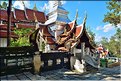 Les multiples temples d'Analayo dominent le lac et la ville de Phayao. (10)
