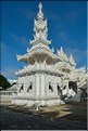 Temple bouddhiste contemporain de Wat Rong Khun dans les environs de Chiang Ra. (11)