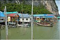 Le village lacustre de Ko Panyee  dans la Baie de Phang Nga est occupé par des gitans de la mer de confession musulmane. (27)