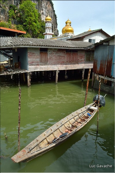 Le village lacustre de Ko Panyee  dans la Baie de Phang Nga est occupé par des gitans de la mer de confession musulmane. (42)