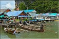 Le village lacustre de Ko Panyee  dans la Baie de Phang Nga est occupé par des gitans de la mer de confession musulmane. (46)