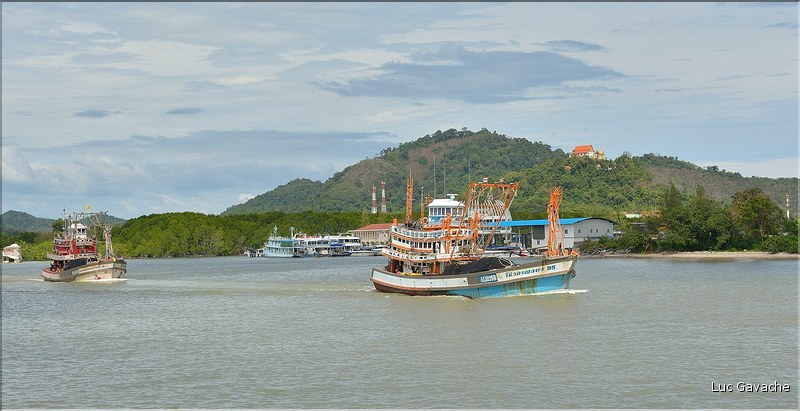Départ pour la pêche - Phuket. (1)