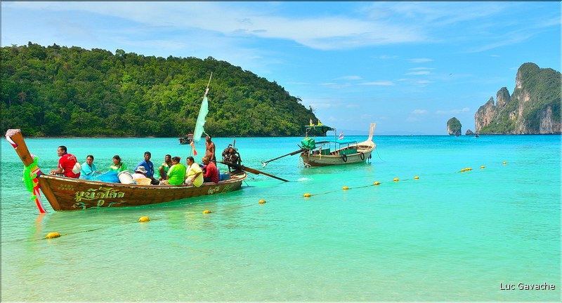 Baie de Ao Loh Dalum sur l'île de Ko Phi Phi Don. (8)