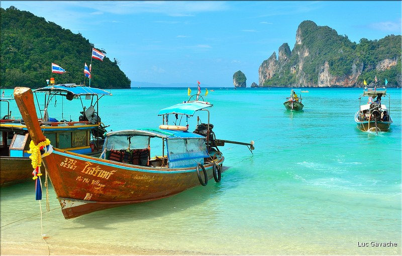 Baie de Ao Loh Dalum sur l'île de Ko Phi Phi Don. (13)
