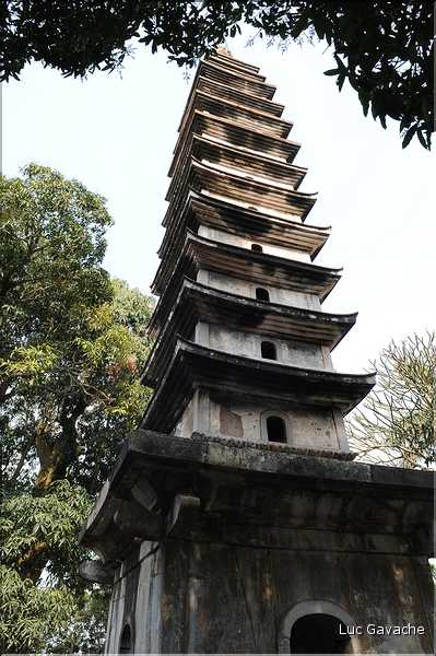1 Pagode Bouddhiste de Pho Mi près d'Haiphong. (3)