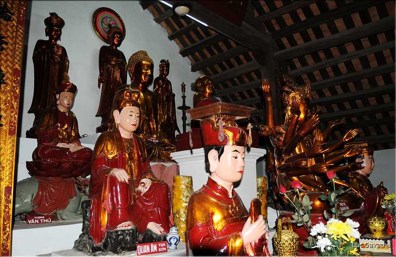1 Pagode Bouddhiste de Pho Mi près d'Haiphong. (8)
