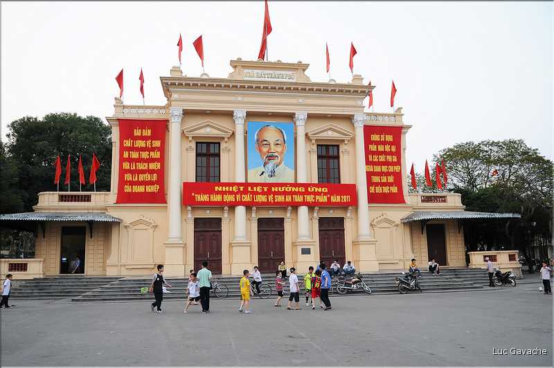2 Ville d'Haiphong. (1)