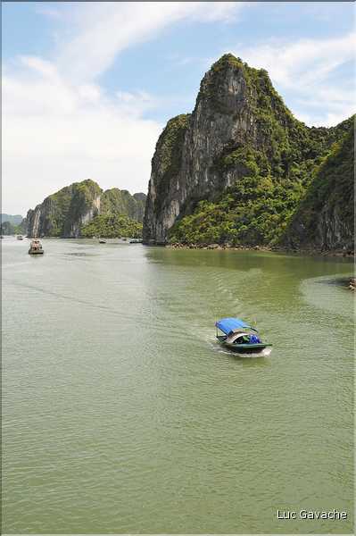 5 Une des portes d'entrées de la Baie d'Halong. (4)