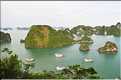 6 L'île de Ti Tôp, au cur de la Baie d'Halong, est l'une des rares à être accostable. (6)