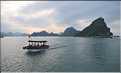 6 L'île de Ti Tôp, au cur de la Baie d'Halong, est l'une des rares à être accostable. (21)