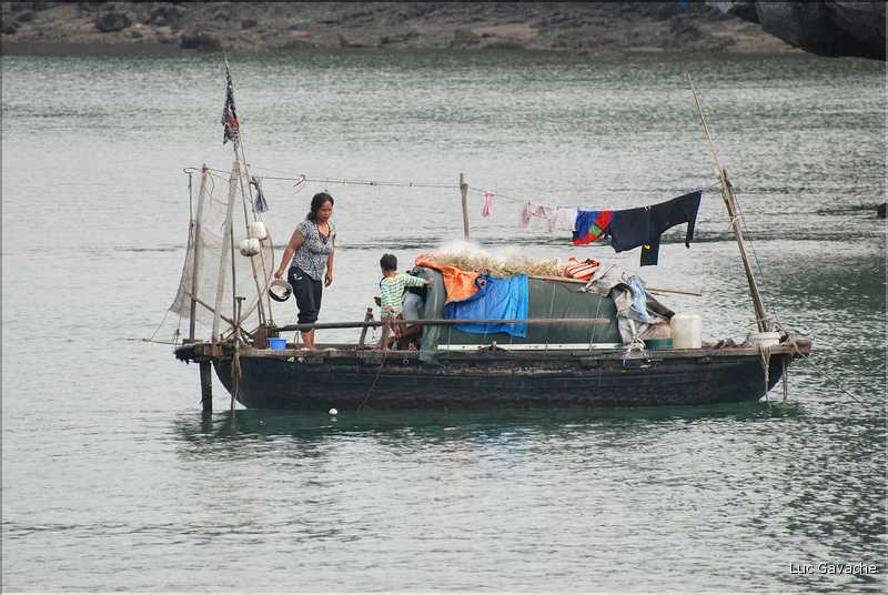 6 L'île de Ti Tôp, au cur de la Baie d'Halong, est l'une des rares à être accostable. (37)