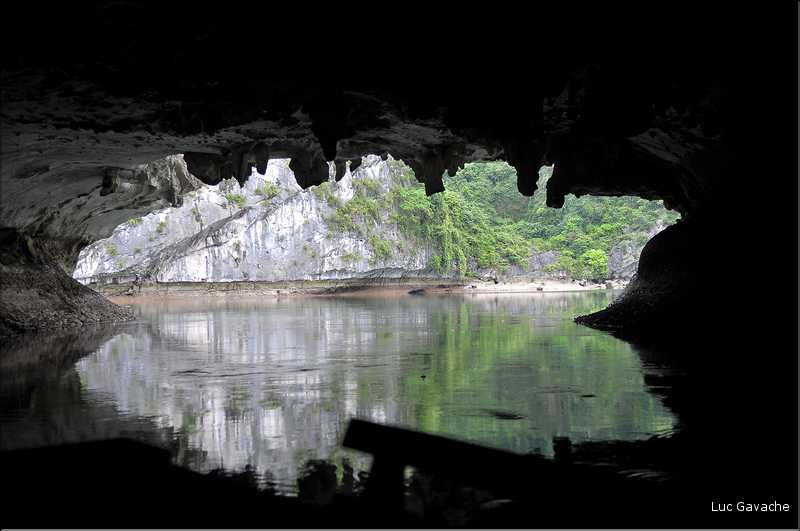 8 La grotte du Tunnel. (8)