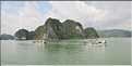 9 La baie d'Halong est composée de près de 2.000 îles sillonnées par des bateaux de pêcheurs, etc. (16)