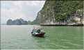 9 La baie d'Halong est composée de près de 2.000 îles sillonnées par des bateaux de pêcheurs, etc. (29)