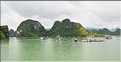 9 La baie d'Halong est composée de près de 2.000 îles sillonnées par des bateaux de pêcheurs, etc. (50)