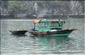 9 La baie d'Halong est composée de près de 2.000 îles sillonnées par des bateaux de pêcheurs, etc. (90)