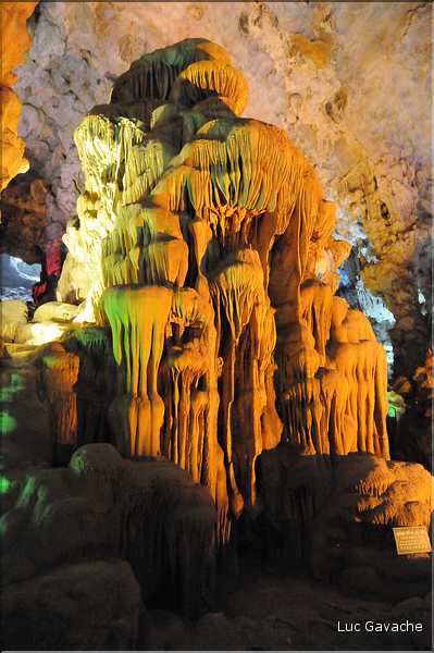 10 Certaines îles abritent de magnifiques grottes. (8)