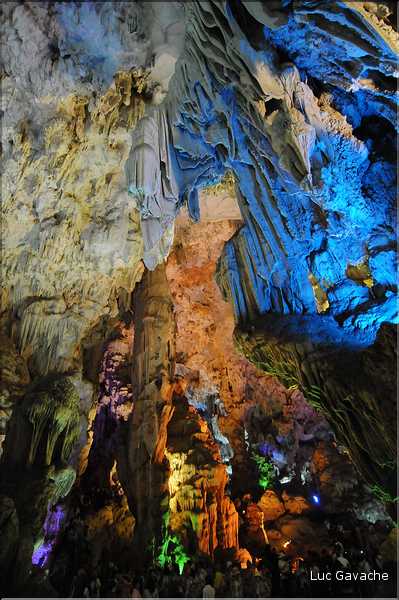 10 Certaines îles abritent de magnifiques grottes. (12)
