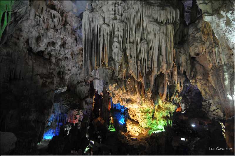 10 Certaines îles abritent de magnifiques grottes. (16)