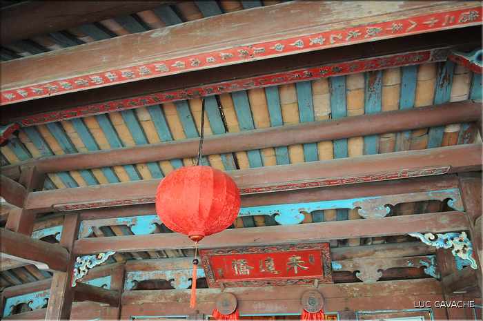 Le pont Japonais, construit  au XVI ème siècle, reliait le quartier chinois au quartier japonais. (3)