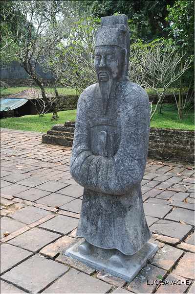 Tombeau de l'empereur Tu Duc non loin d'Hué. (28)