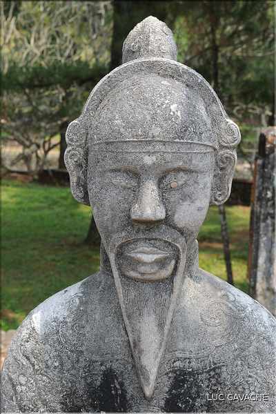 Tombeau de l'empereur Tu Duc non loin d'Hué. (34)