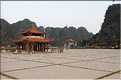 Porte d'entrée des temples des dynasties Dinh et Le. (3)