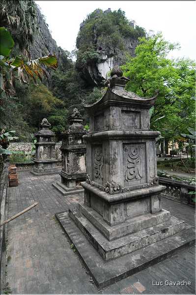 La Pagode Bich Dong Nam Dinh est considérée comme une des plus belles du Viêtnam. (8)