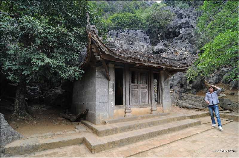 La Pagode Bich Dong Nam Dinh est considérée comme une des plus belles du Viêtnam. (15)