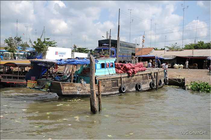 Marché flottant de gros de Cai Be. (20)